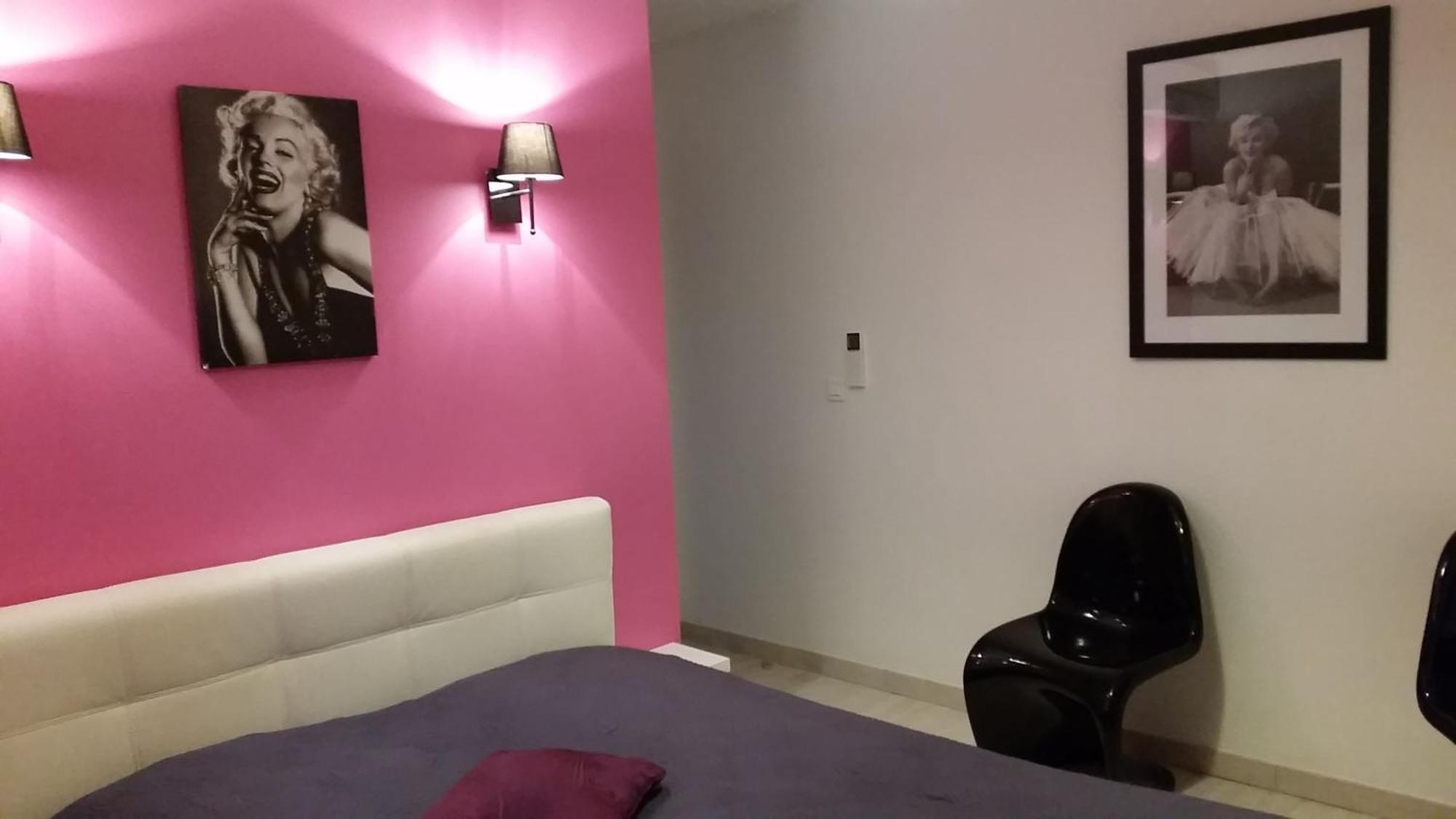 Auberge Des Toques Pegomas Bilik gambar